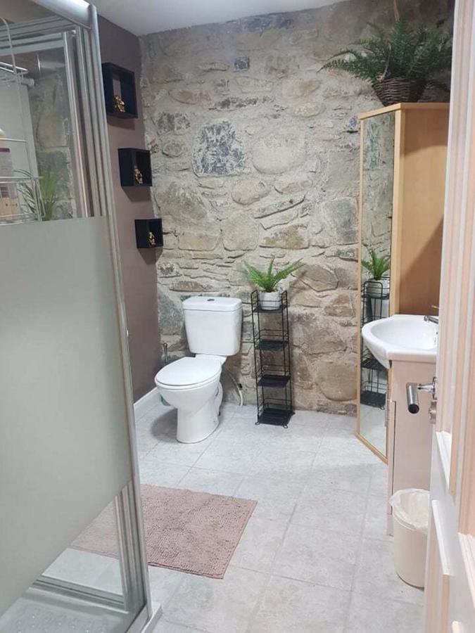 Cobbles - 2 Bedroom Stone Built *